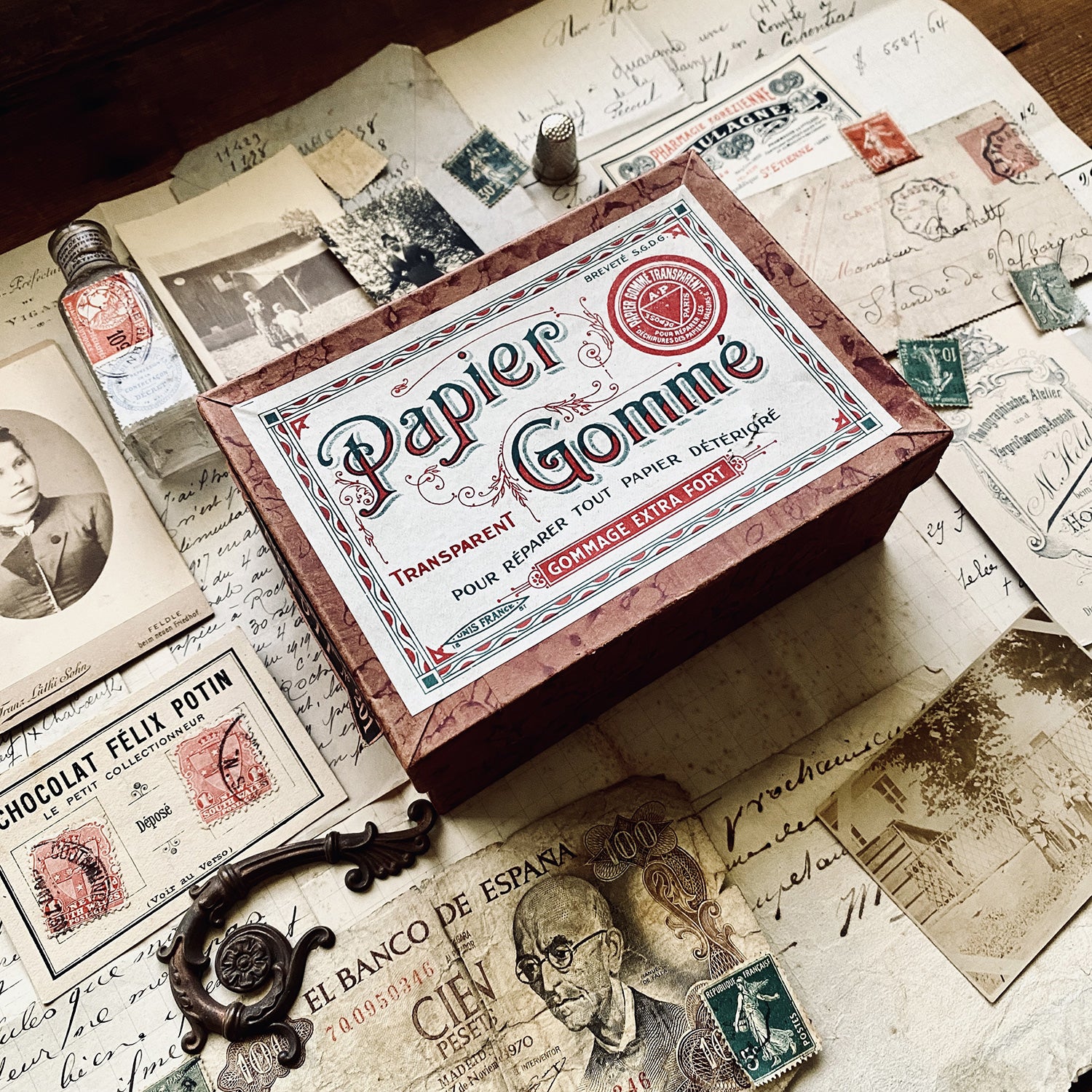 MEMORY BOX - Serie 9 - PAPIER GOMME - MEDIUM MEMORY BOX - Serie 9 - PAPIER GOMME - MEDIUM