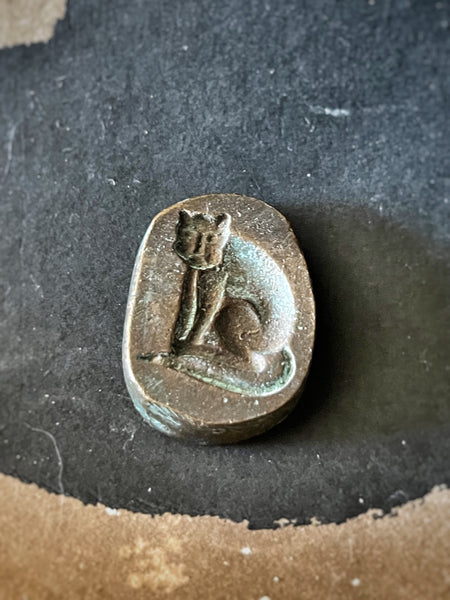 Antique Oval Seal – Sitting Cat Motif - IND 1